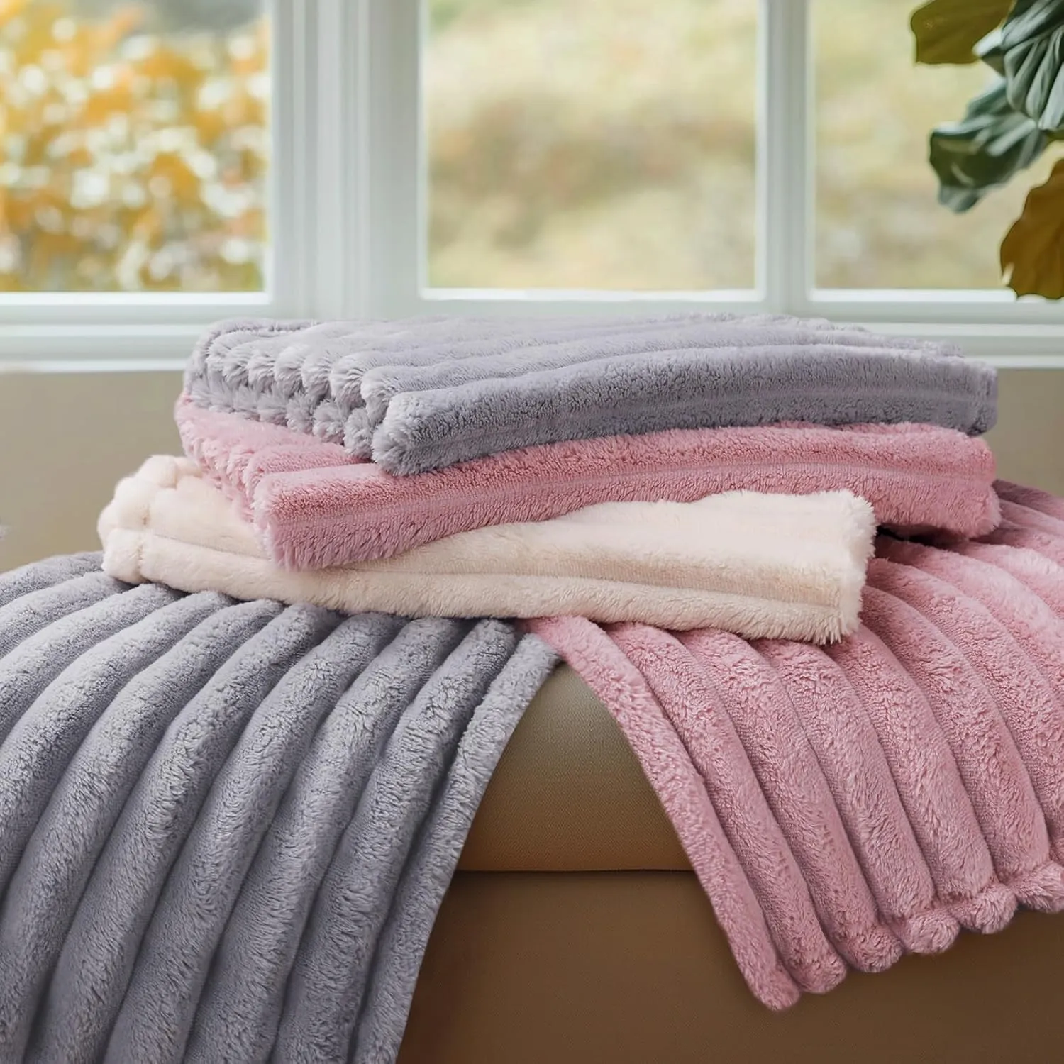 LINENLUX 1 Pack 3 Soft Fleece Dog Blanket for Pet Washable Warm Cat Puppy Fluffy Calming Flannel Pink Small