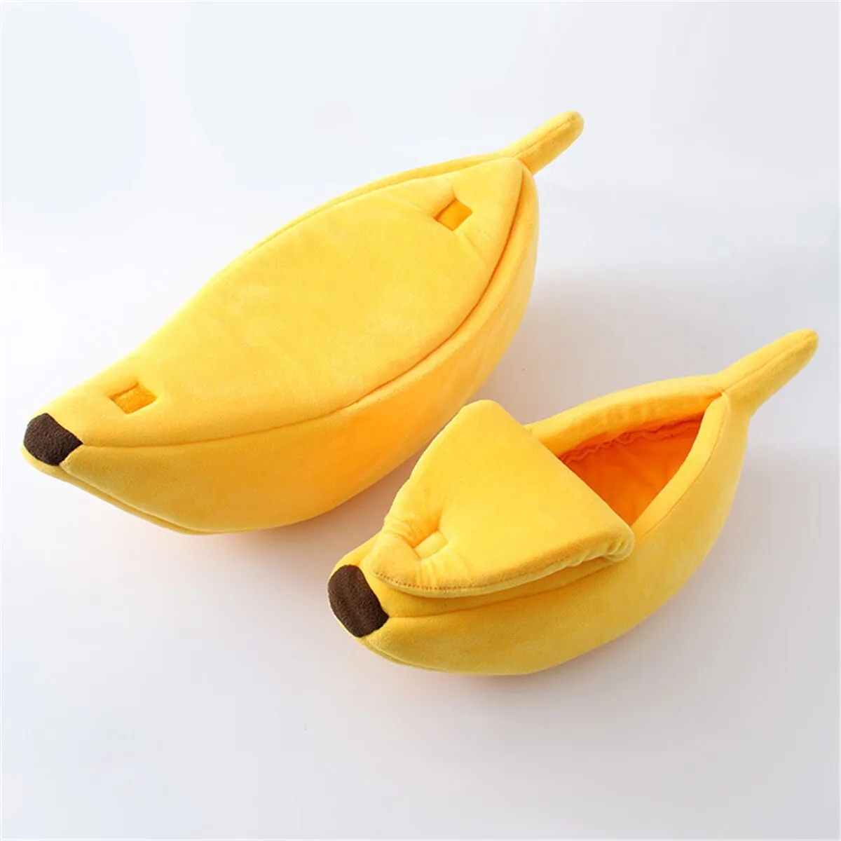 Peel & Sleep Banana Cat Bed