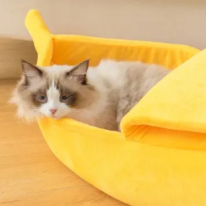 Peel & Sleep Banana Cat Bed