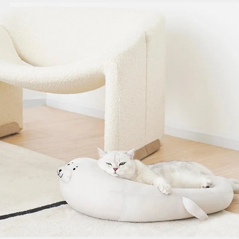 ZEZE Seal Pet Bed